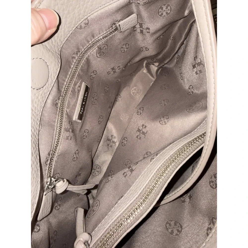 Tory Burch Britten French Grey Shoulder Bag‎ Pebbled Leather Chain Slouchy Tote
